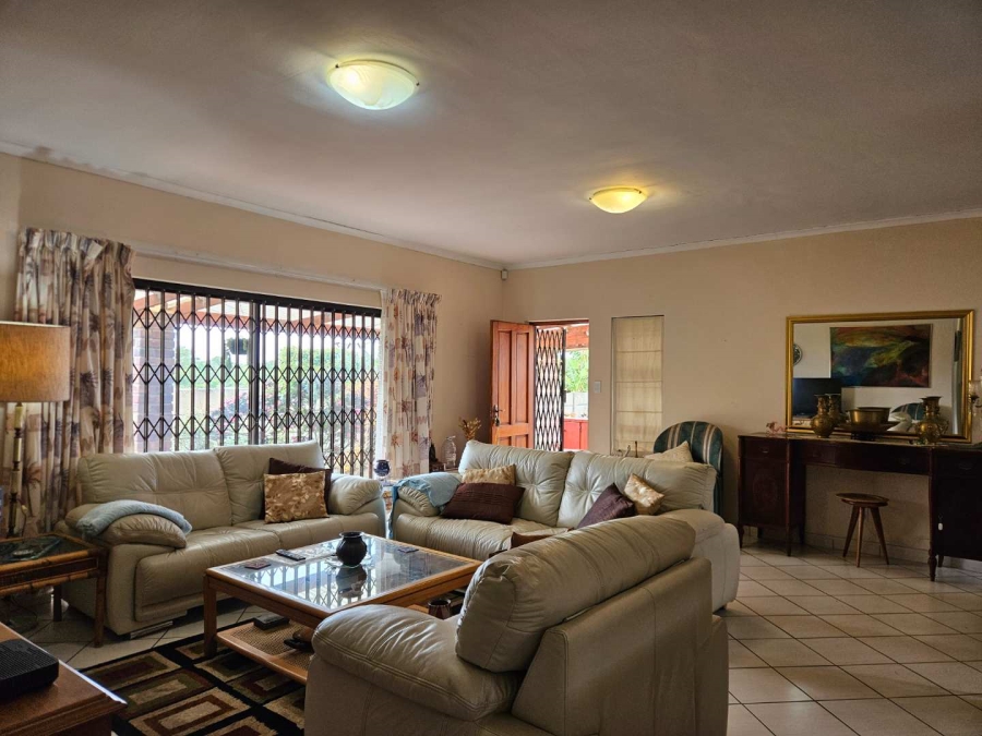 3 Bedroom Property for Sale in Jeffreys Bay Central Eastern Cape